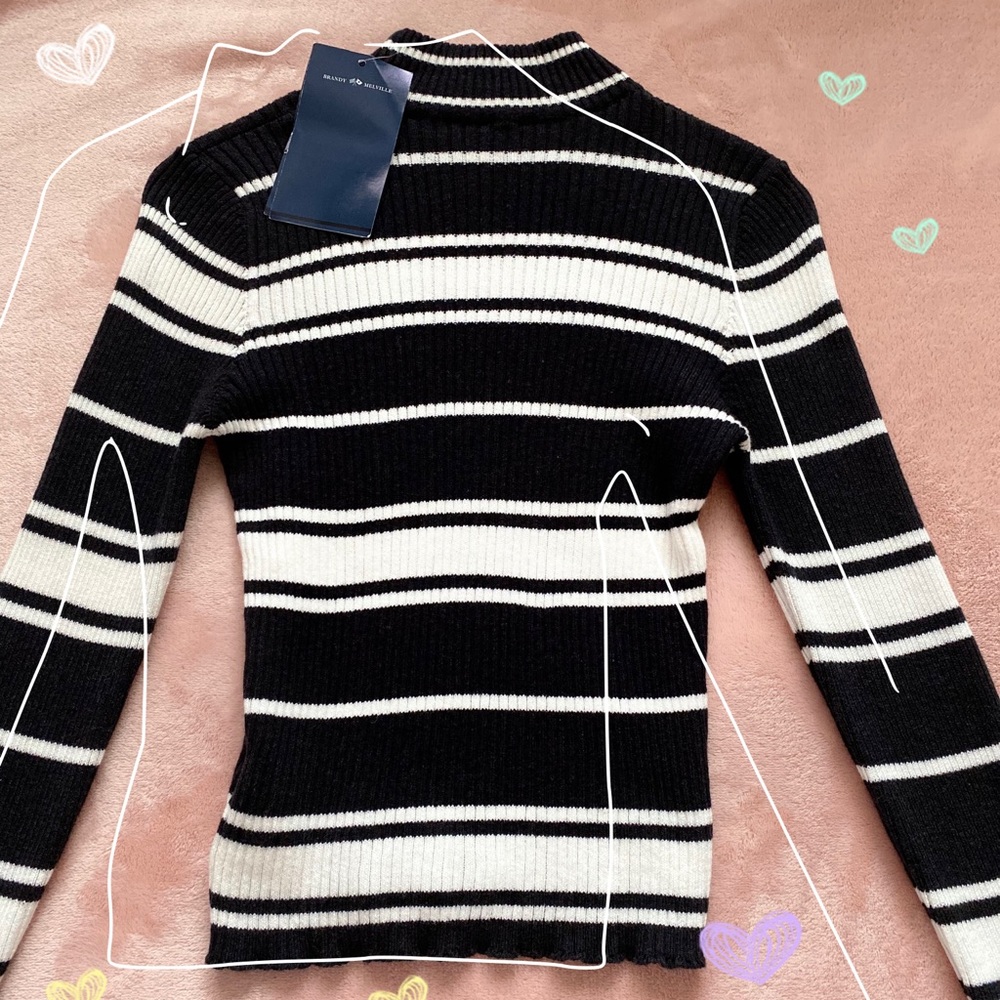 black and white stripe, brandy melville sweater